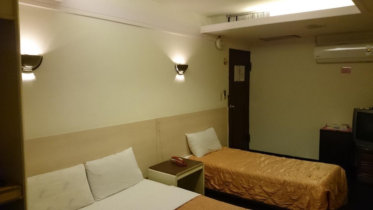 Rido Hotel Taichung Esterno foto
