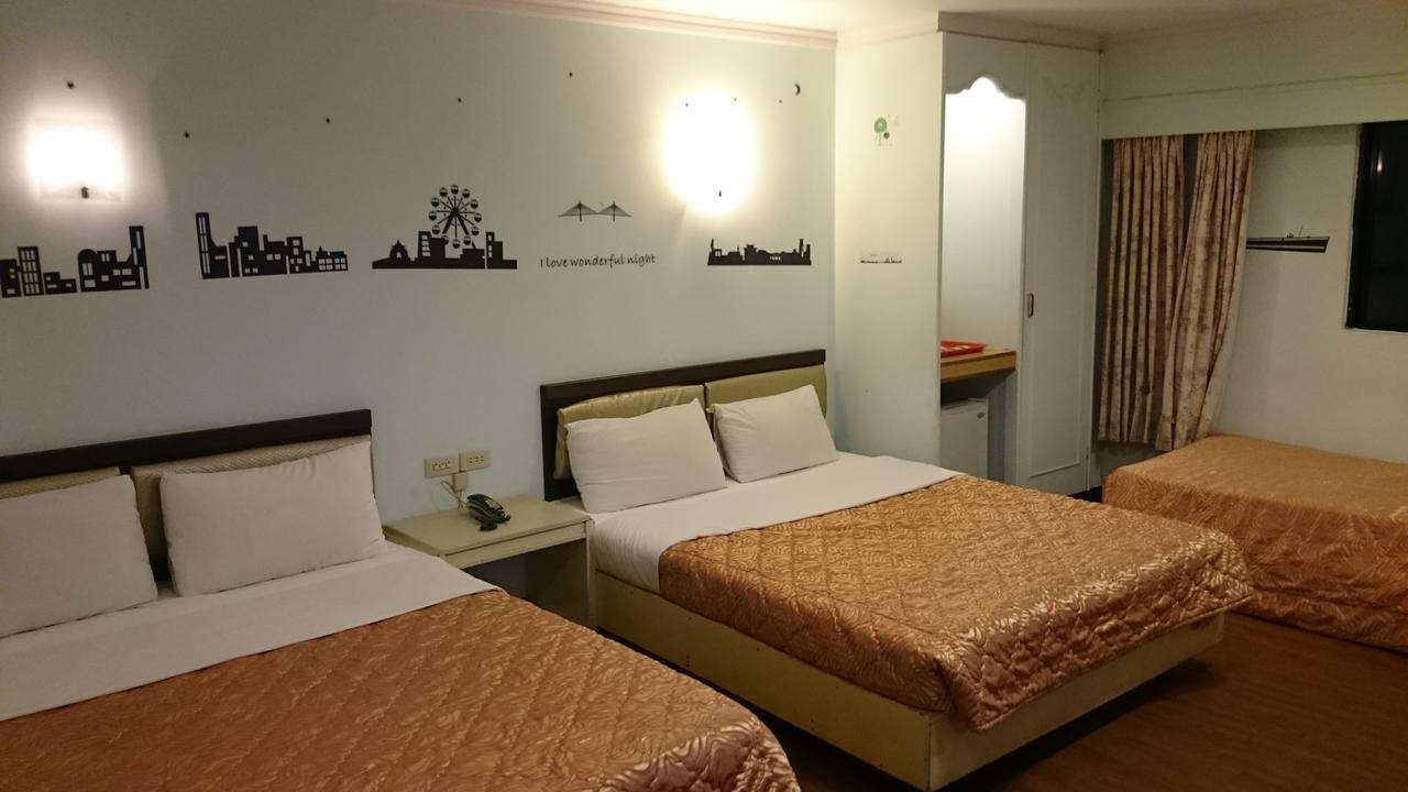 Rido Hotel Taichung Esterno foto
