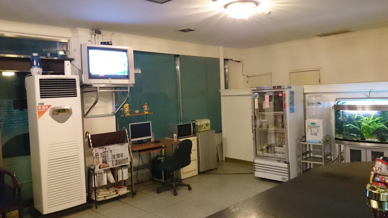 Rido Hotel Taichung Esterno foto