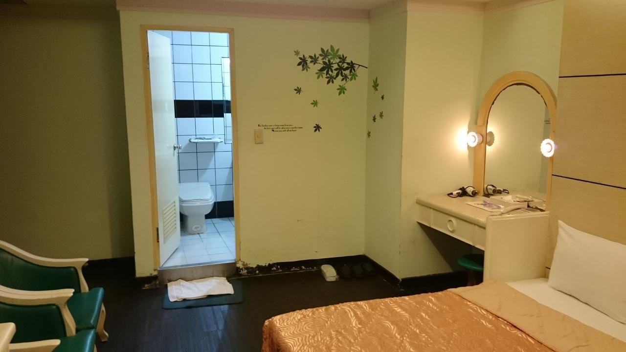 Rido Hotel Taichung Esterno foto