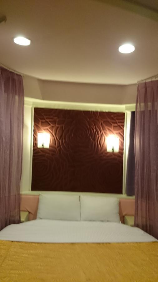 Rido Hotel Taichung Esterno foto
