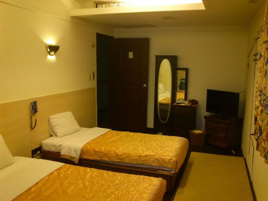 Rido Hotel Taichung Esterno foto